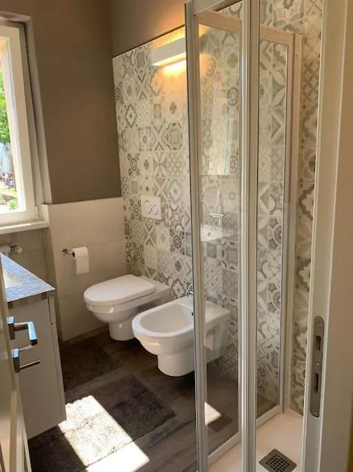 La Bolvedrina - Lake Como Villa Apartments - Garden & First Floor Tremezzo