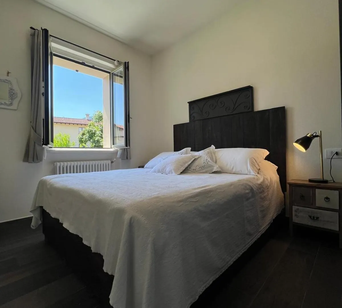 La Bolvedrina - Lake Como Villa Apartments - Garden & First Floor 트레메쪼 이탈리아